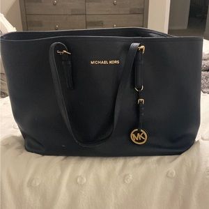 Michael Kors Navy Jet Set Tote